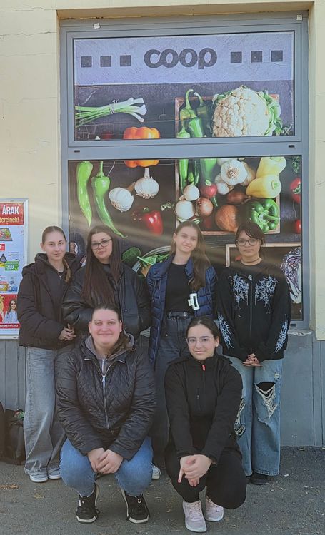 “Zöld jövő, helyi értékek - a COOP mindig Veled van!