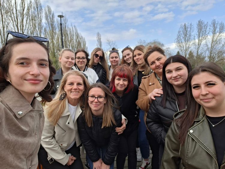 Szakmai együttműködés a sikeres vizsgafelkészülésért