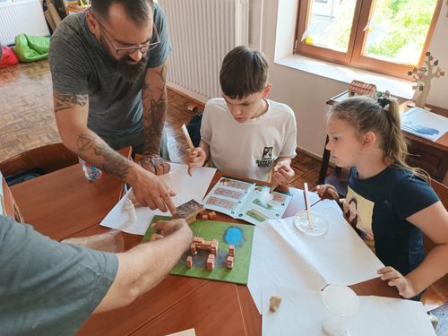 Felfedezés, játék és alkotás – ilyen volt a Mesterségek tábora negyedik napja